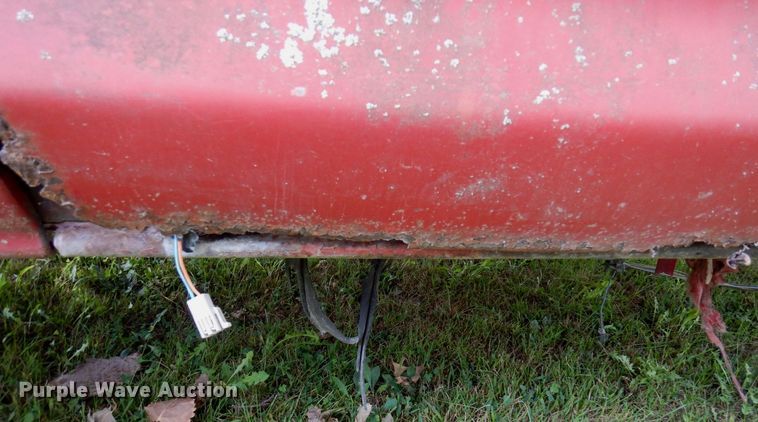 image for item MQ9469 1979 Ford F350  flatbed pickup truck