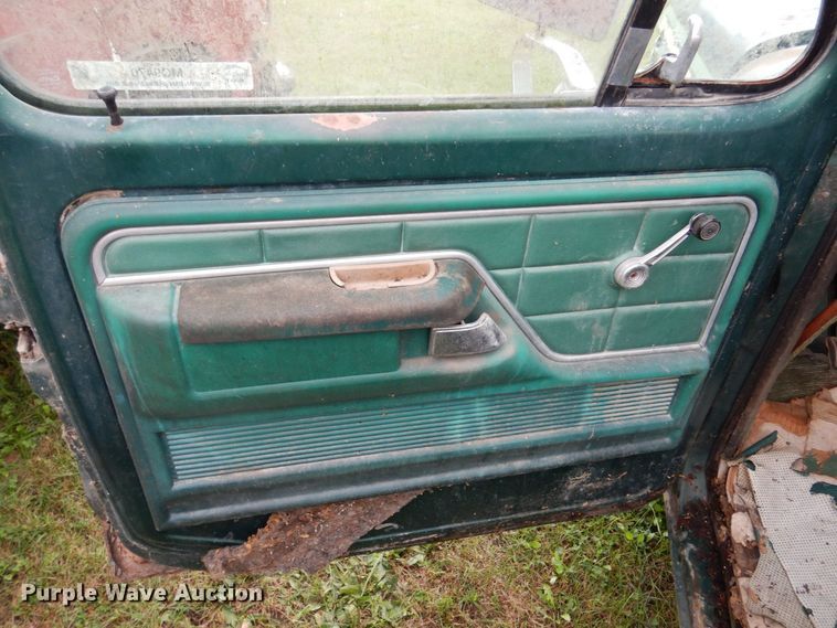 image for item MQ9470 1978 Ford F150 Ranger  pickup truck