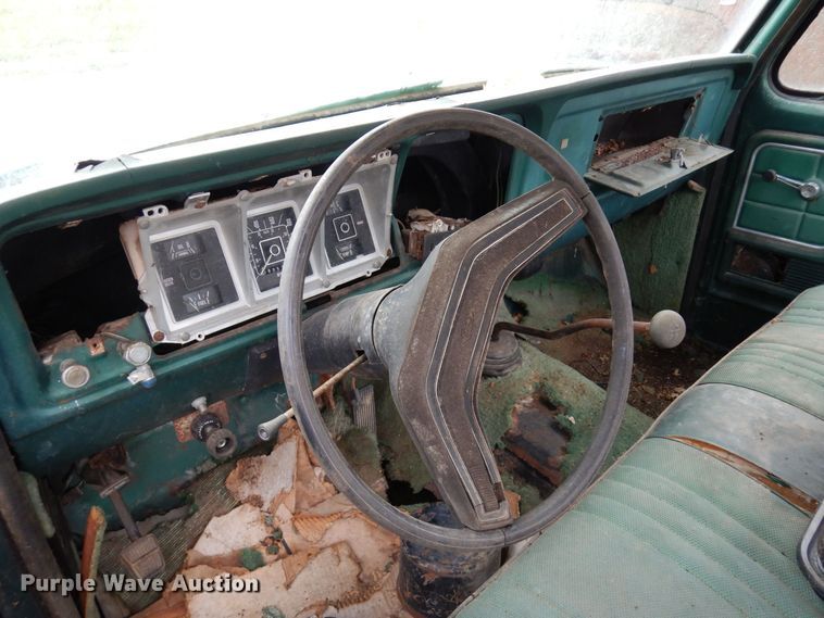 image for item MQ9470 1978 Ford F150 Ranger  pickup truck