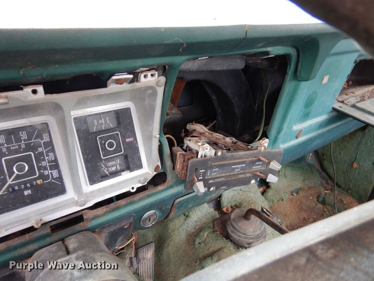 image for item MQ9470 1978 Ford F150 Ranger  pickup truck