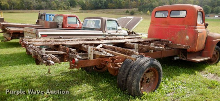 image for item MQ9471 1950 International L-162  pickup truck cab and chassis