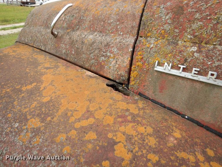 image for item MQ9471 1950 International L-162  pickup truck cab and chassis