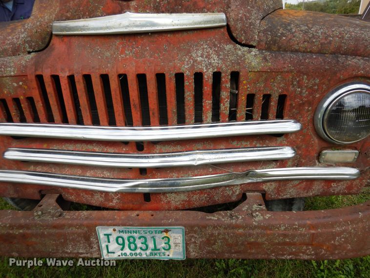 image for item MQ9471 1950 International L-162  pickup truck cab and chassis