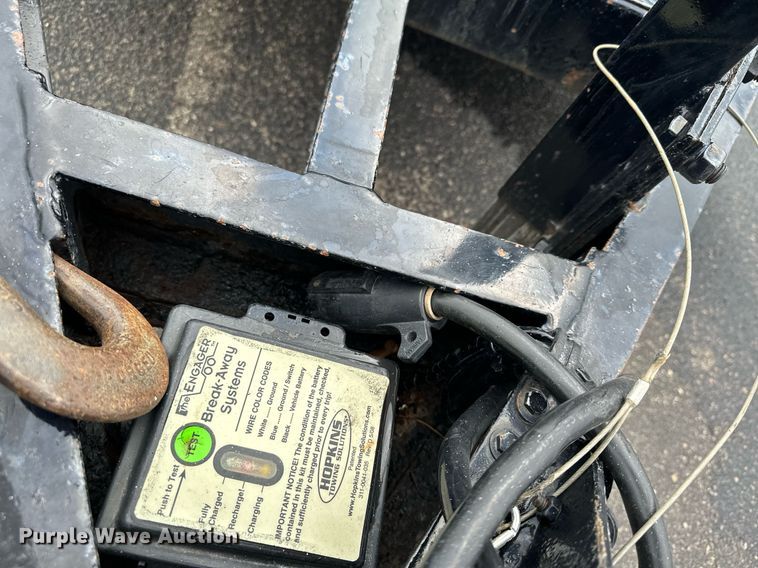 image for item MQ9476 2006 Felling  equipment trailer