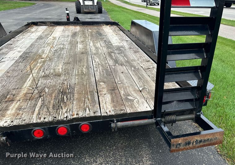 image for item MQ9476 2006 Felling  equipment trailer