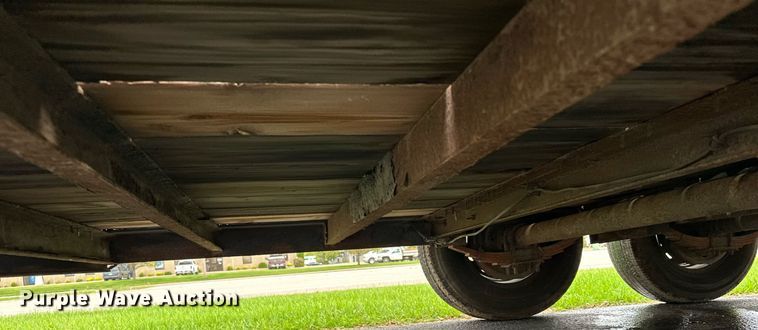 image for item MQ9476 2006 Felling  equipment trailer