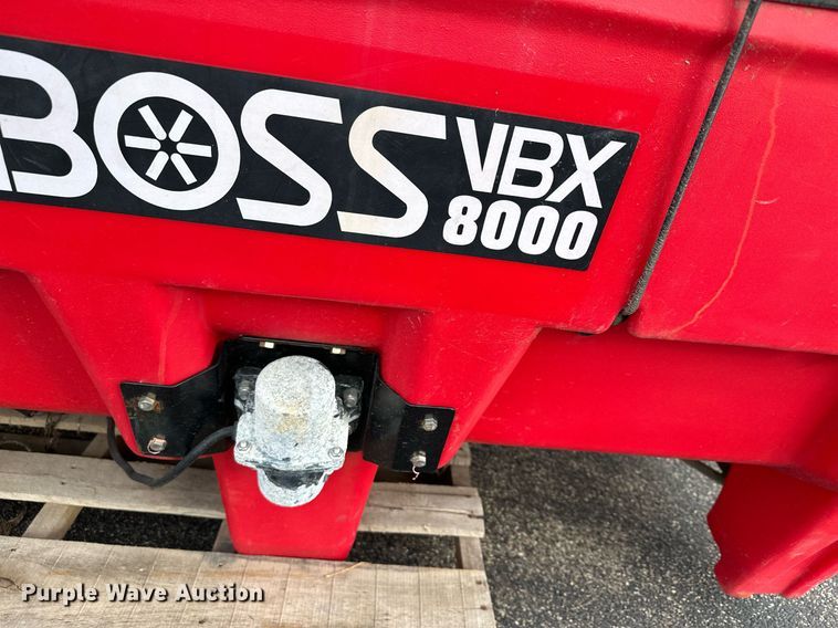 image for item MQ9480 Boss VBX8000  spreader