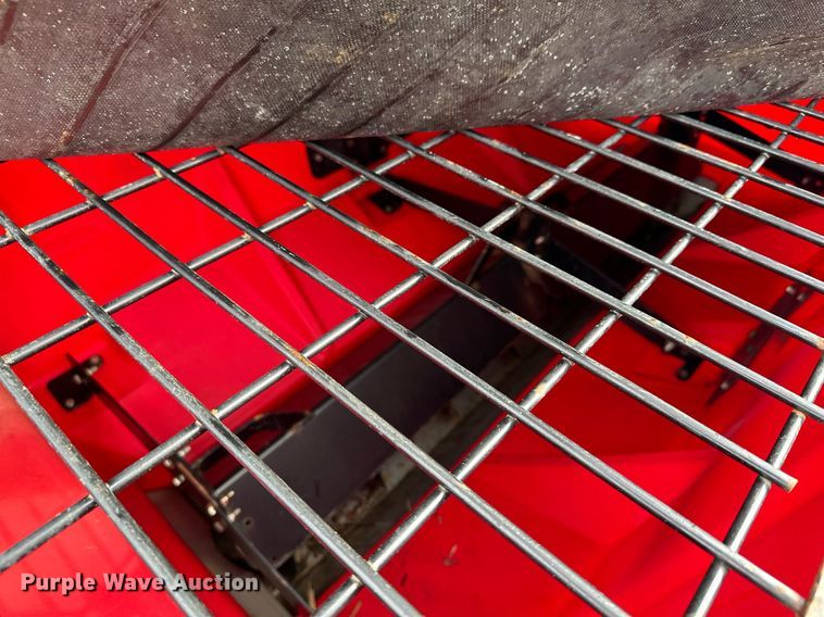 image for item MQ9480 Boss VBX8000  spreader