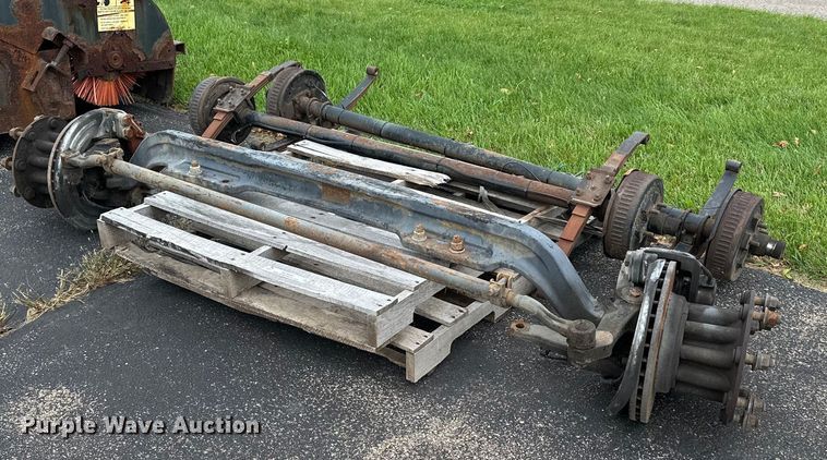 image for item MQ9481 (3) axles