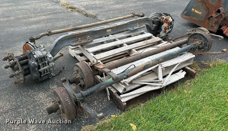 image for item MQ9481 (3) axles