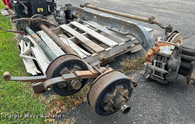 image for item MQ9481 (3) axles