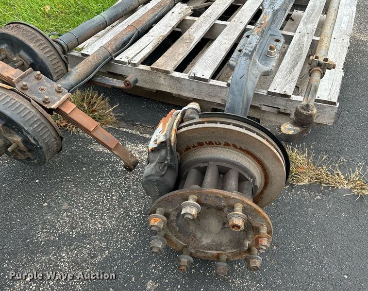 image for item MQ9481 (3) axles