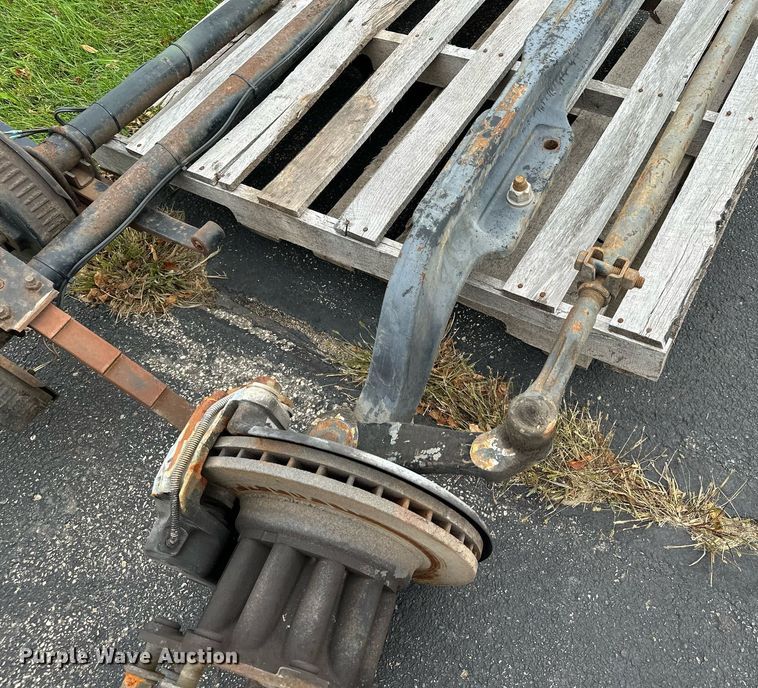 image for item MQ9481 (3) axles