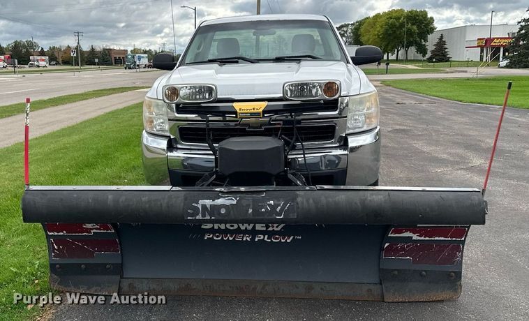 image for item MQ9483 2009 Chevrolet Silverado 2500HD  pickup truck