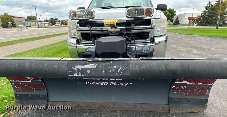 image for item MQ9483 2009 Chevrolet Silverado 2500HD  pickup truck