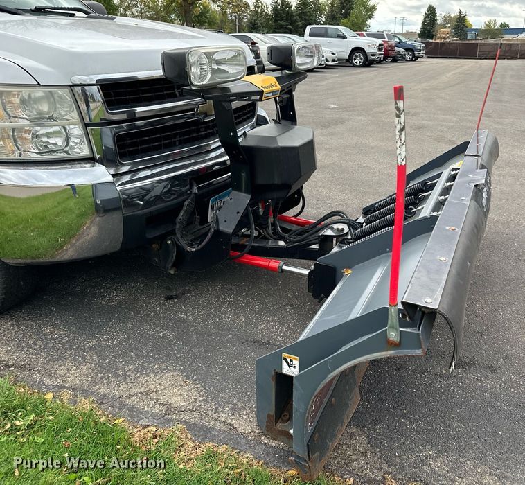 image for item MQ9483 2009 Chevrolet Silverado 2500HD  pickup truck