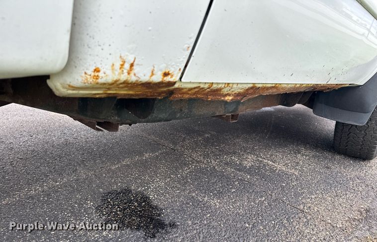 image for item MQ9483 2009 Chevrolet Silverado 2500HD  pickup truck