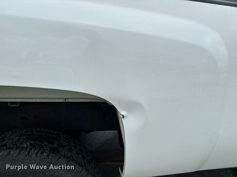 image for item MQ9483 2009 Chevrolet Silverado 2500HD  pickup truck