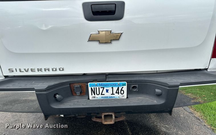 image for item MQ9483 2009 Chevrolet Silverado 2500HD  pickup truck