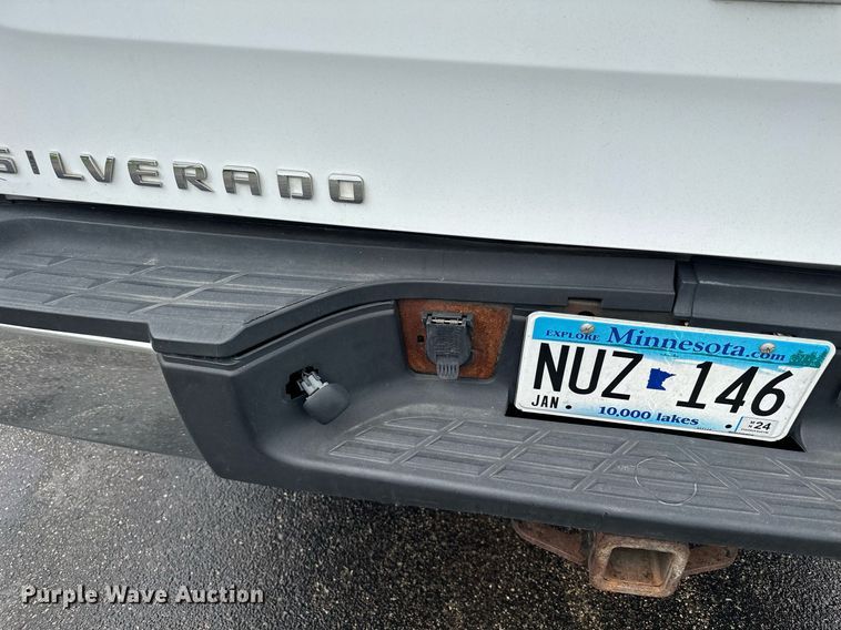 image for item MQ9483 2009 Chevrolet Silverado 2500HD  pickup truck