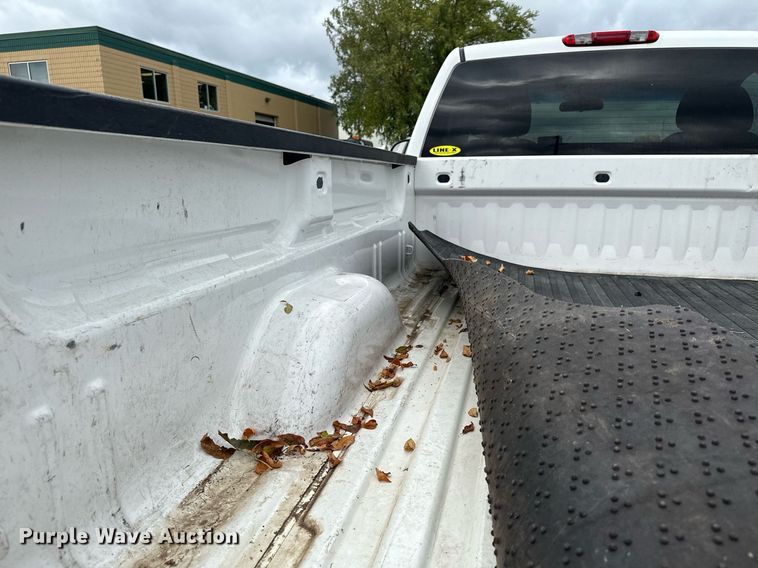 image for item MQ9483 2009 Chevrolet Silverado 2500HD  pickup truck