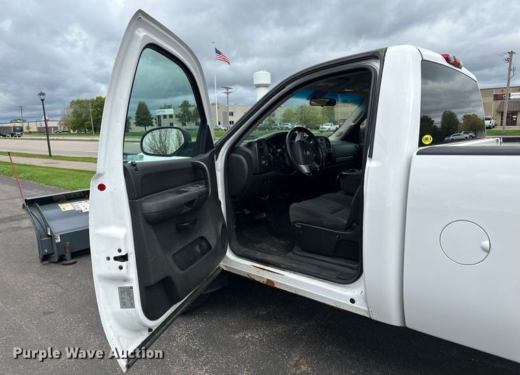 image for item MQ9483 2009 Chevrolet Silverado 2500HD  pickup truck