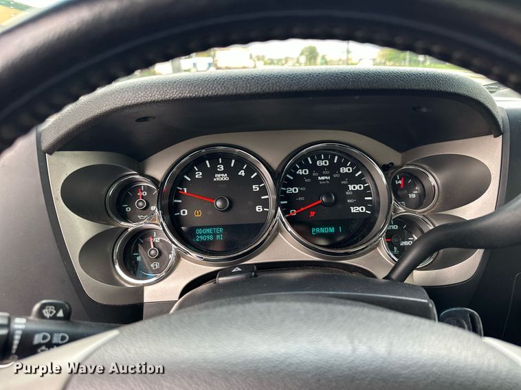 image for item MQ9483 2009 Chevrolet Silverado 2500HD  pickup truck