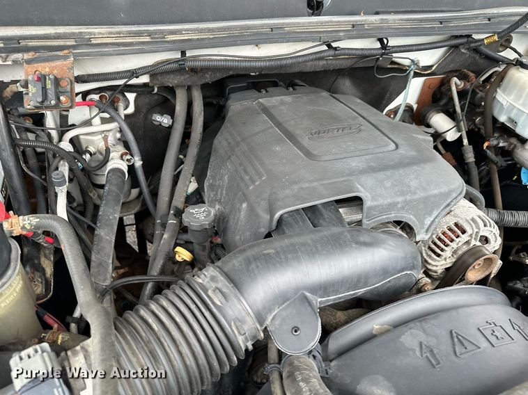 image for item MQ9483 2009 Chevrolet Silverado 2500HD  pickup truck