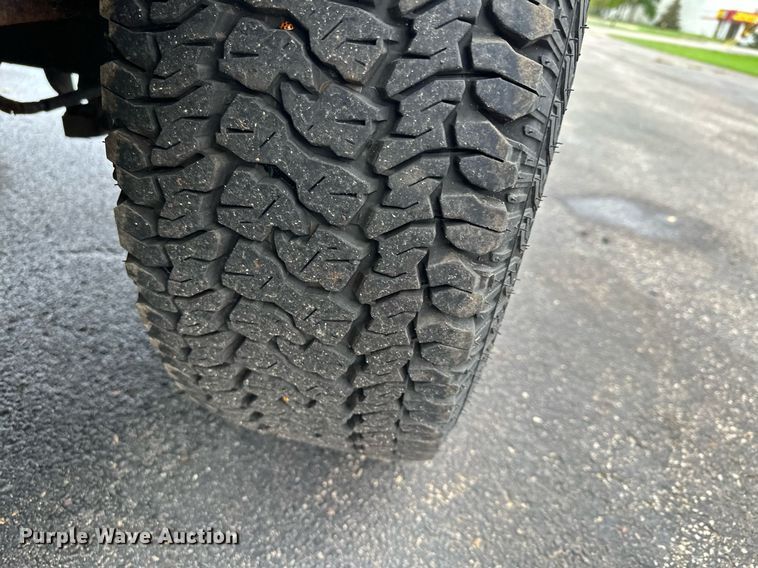 image for item MQ9483 2009 Chevrolet Silverado 2500HD  pickup truck