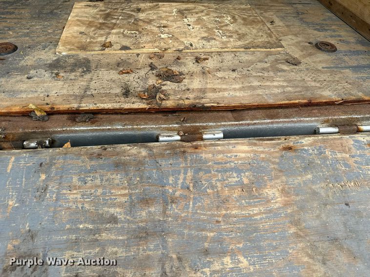 image for item MQ9484 2014 Wells Cargo  enclosed cargo trailer