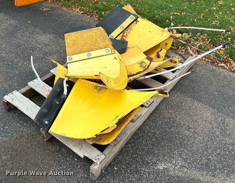 image for item MQ9485 (10) Snow Wolf snow plow wings