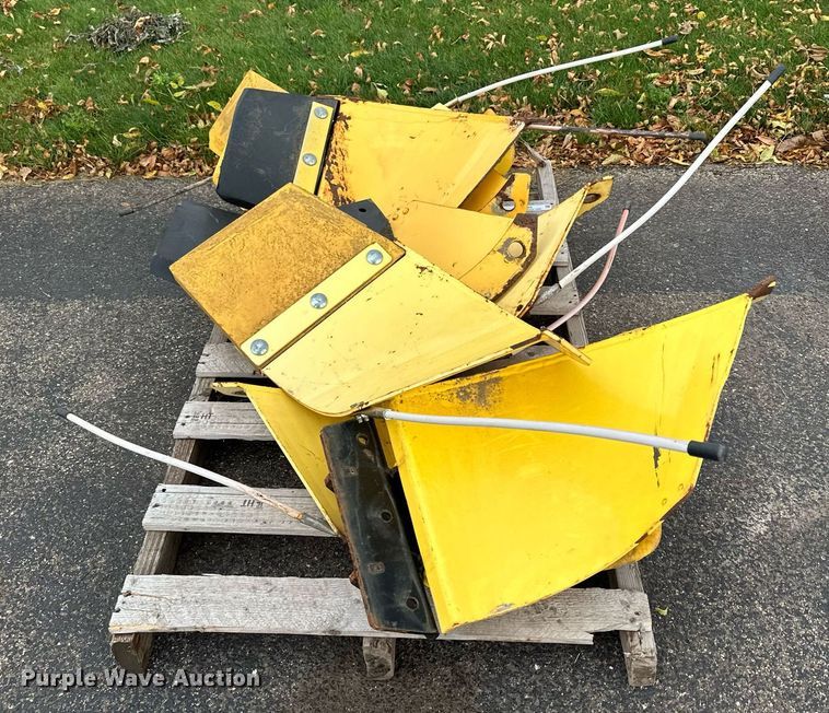 image for item MQ9485 (10) Snow Wolf snow plow wings