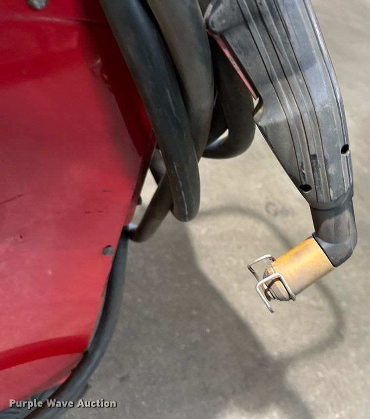 image for item MQ9487 Lincoln Pro-Cut 125  plasma cutter