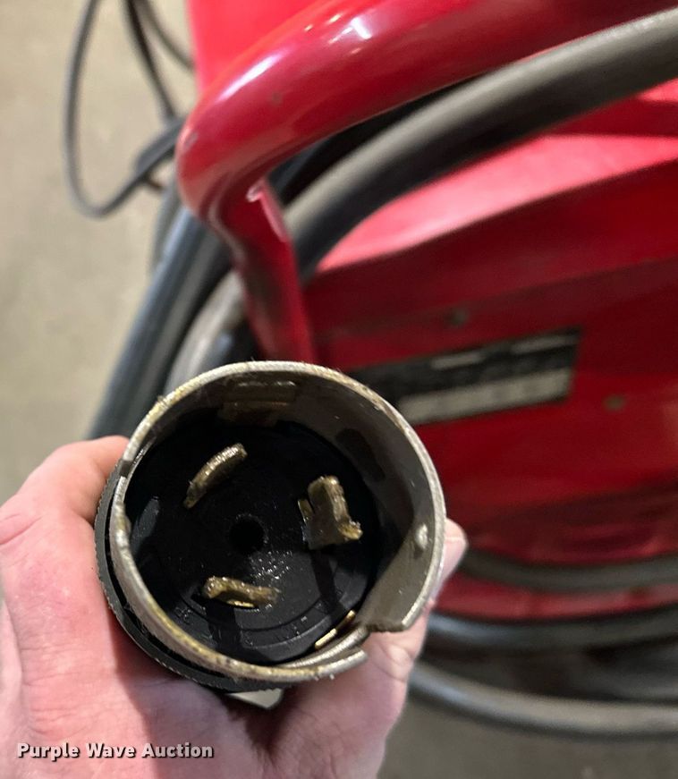 image for item MQ9487 Lincoln Pro-Cut 125  plasma cutter