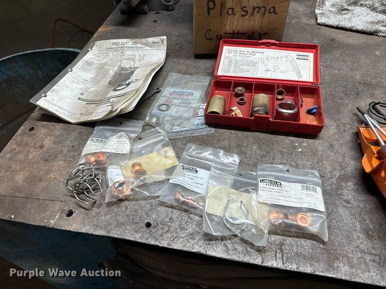 image for item MQ9487 Lincoln Pro-Cut 125  plasma cutter