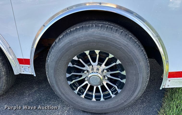 image for item MQ9488 2022 Vintage Trailers LTD P830  enclosed cargo trailer