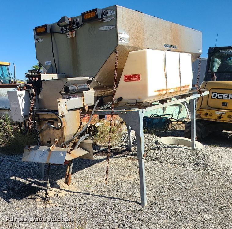 image for item MQ9546 Monroe  spreader