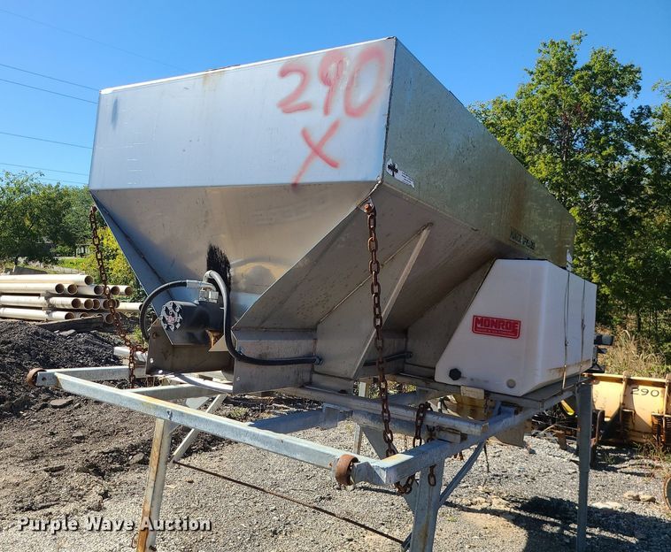 image for item MQ9546 Monroe  spreader