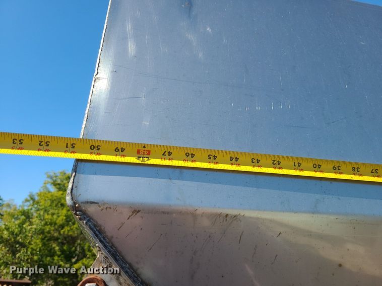 image for item MQ9546 Monroe  spreader