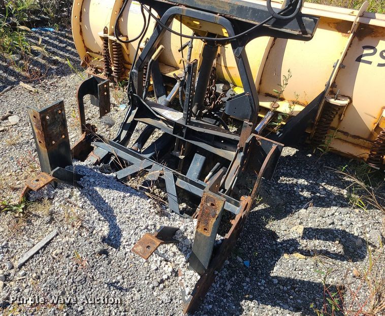 image for item MQ9547 Snofoil Storm Guard  10' snow plow