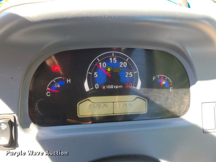 image for item MQ9549 LS XR3135  tractor