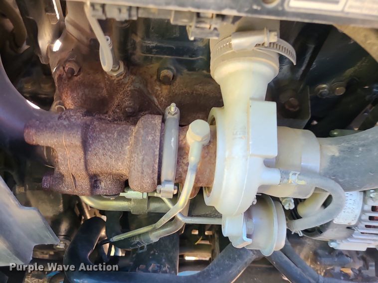 image for item MQ9549 LS XR3135  tractor