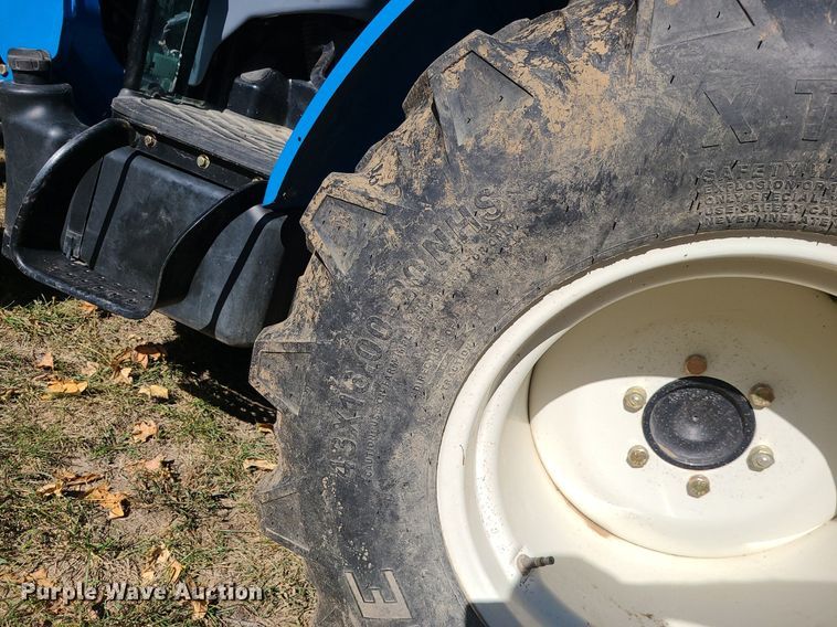 image for item MQ9549 LS XR3135  tractor