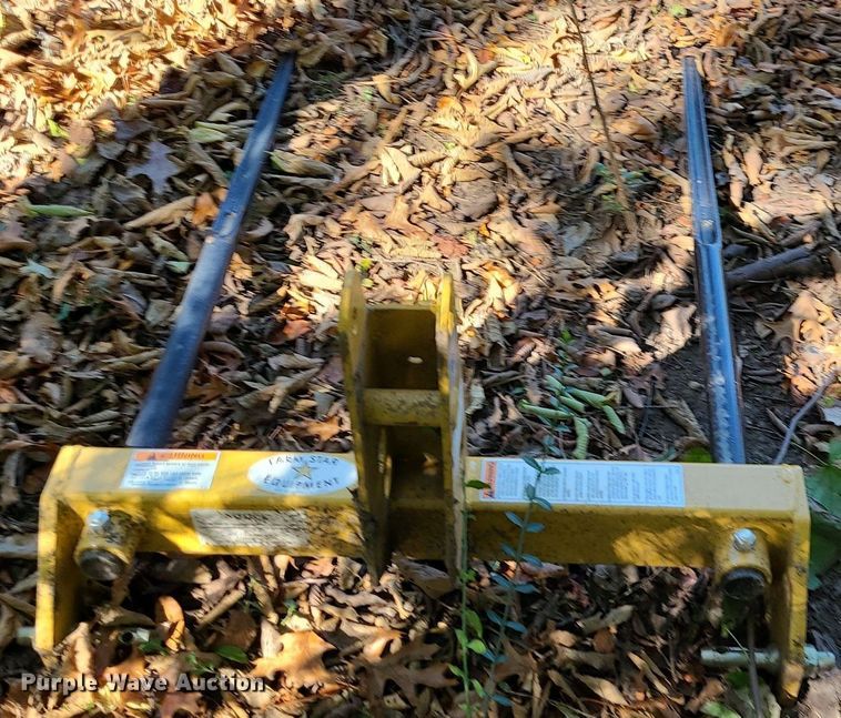 image for item MQ9549 LS XR3135  tractor