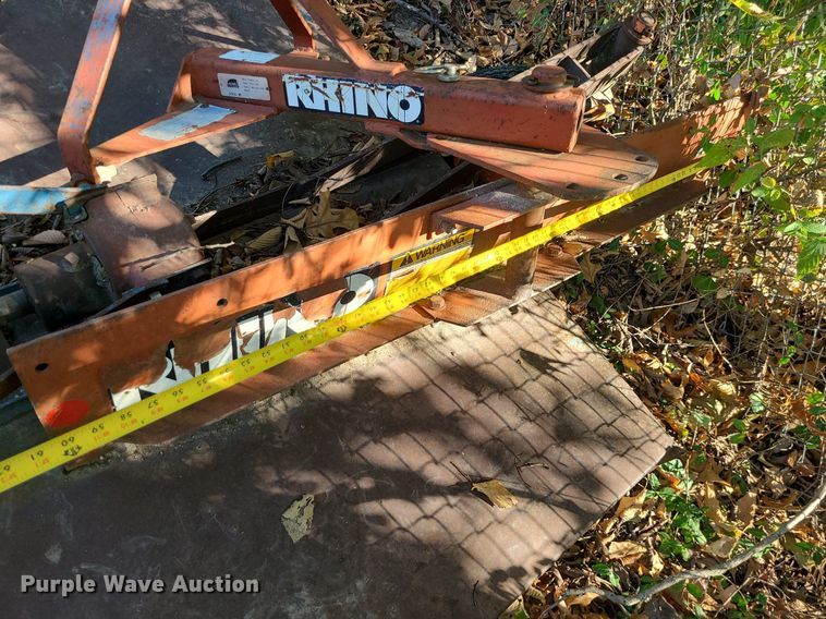 image for item MQ9549 LS XR3135  tractor