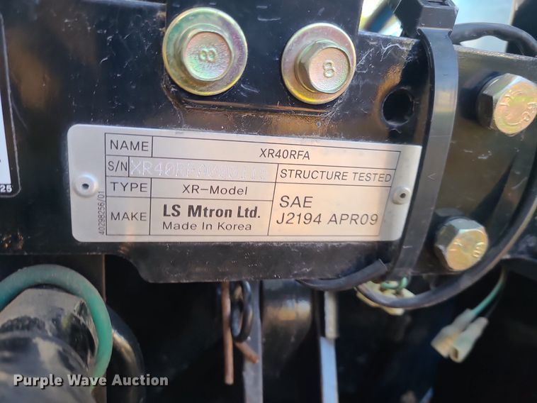 image for item MQ9549 LS XR3135  tractor