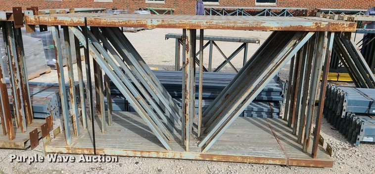 image for item MQ9557 Pallet racking