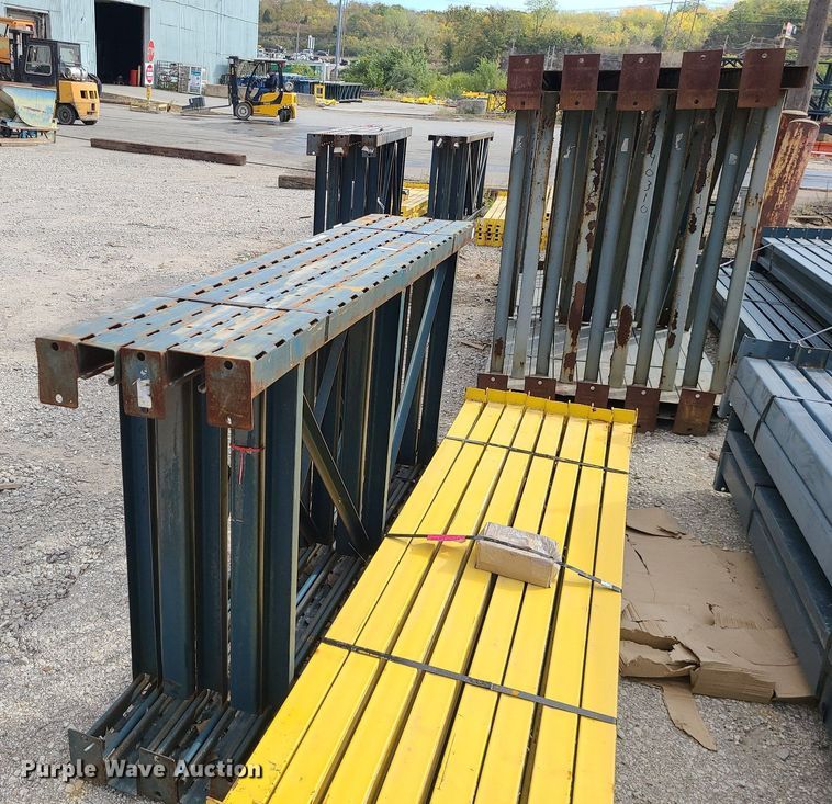 image for item MQ9558 Pallet racking