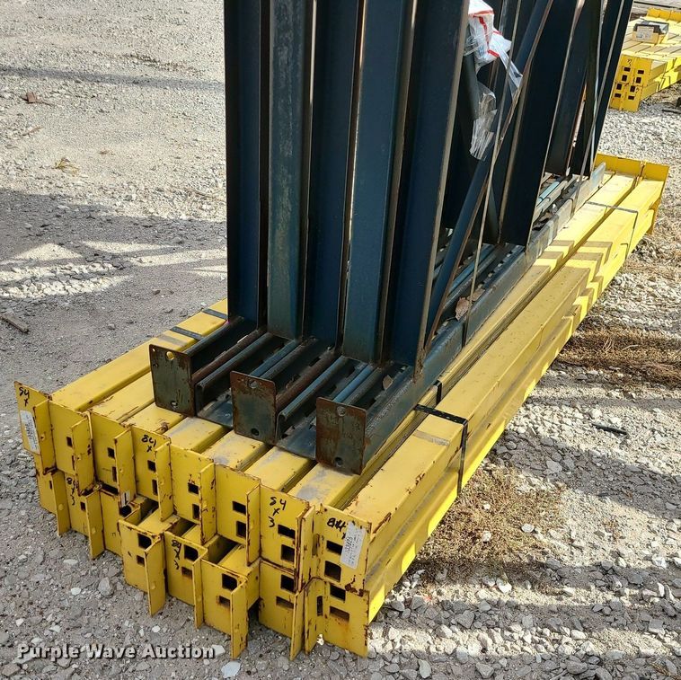 image for item MQ9559 Pallet racking