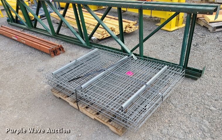 image for item MQ9561 Pallet racking